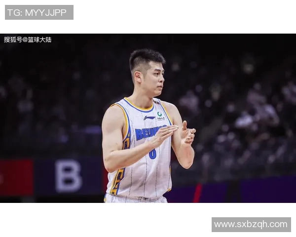 方硕的篮球之路：从青涩少年到职业赛场的辉煌历程与未来展望